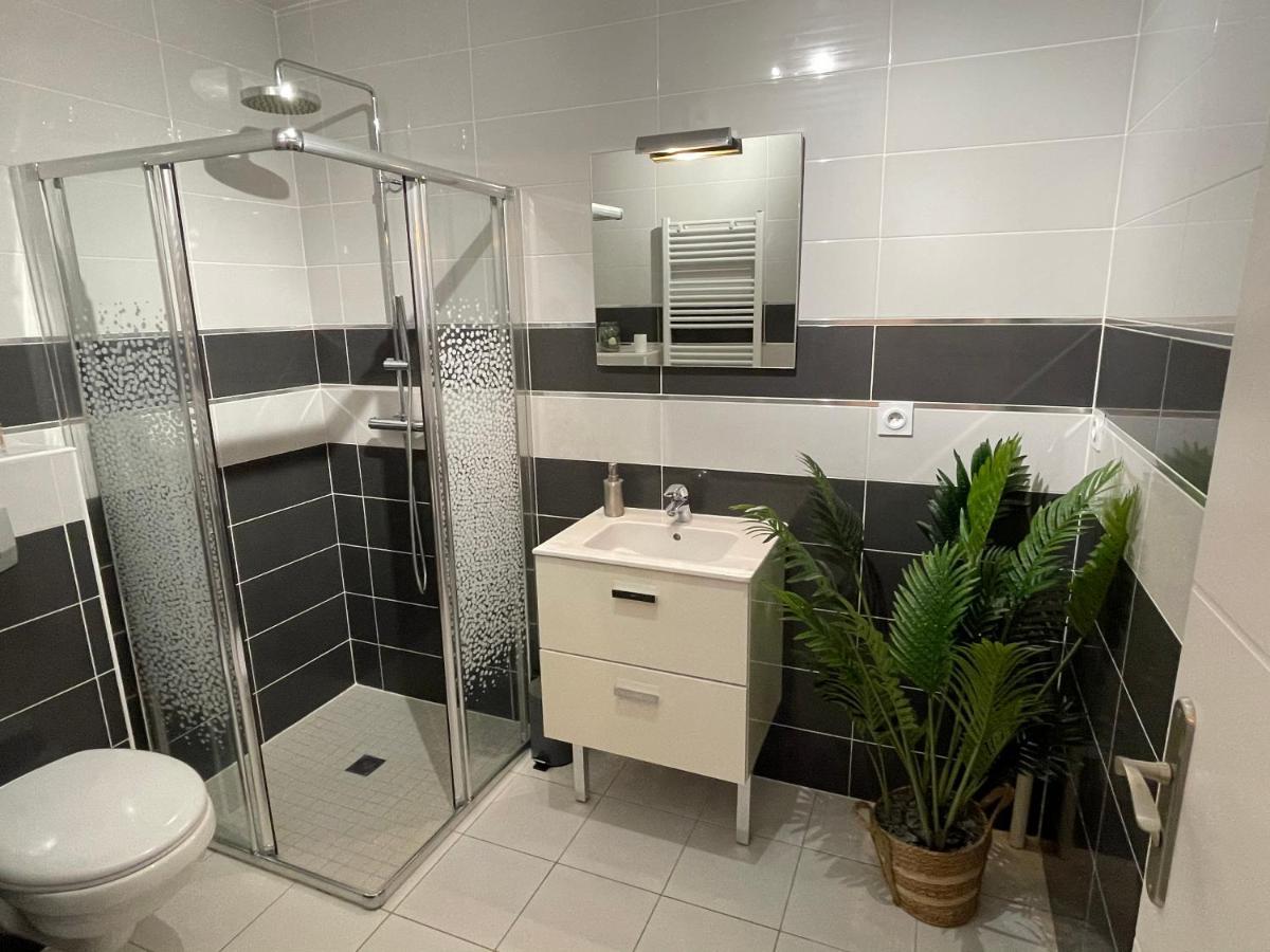 Studio Calme Et Cosy Saint-Julien-les-Villas Buitenkant foto
